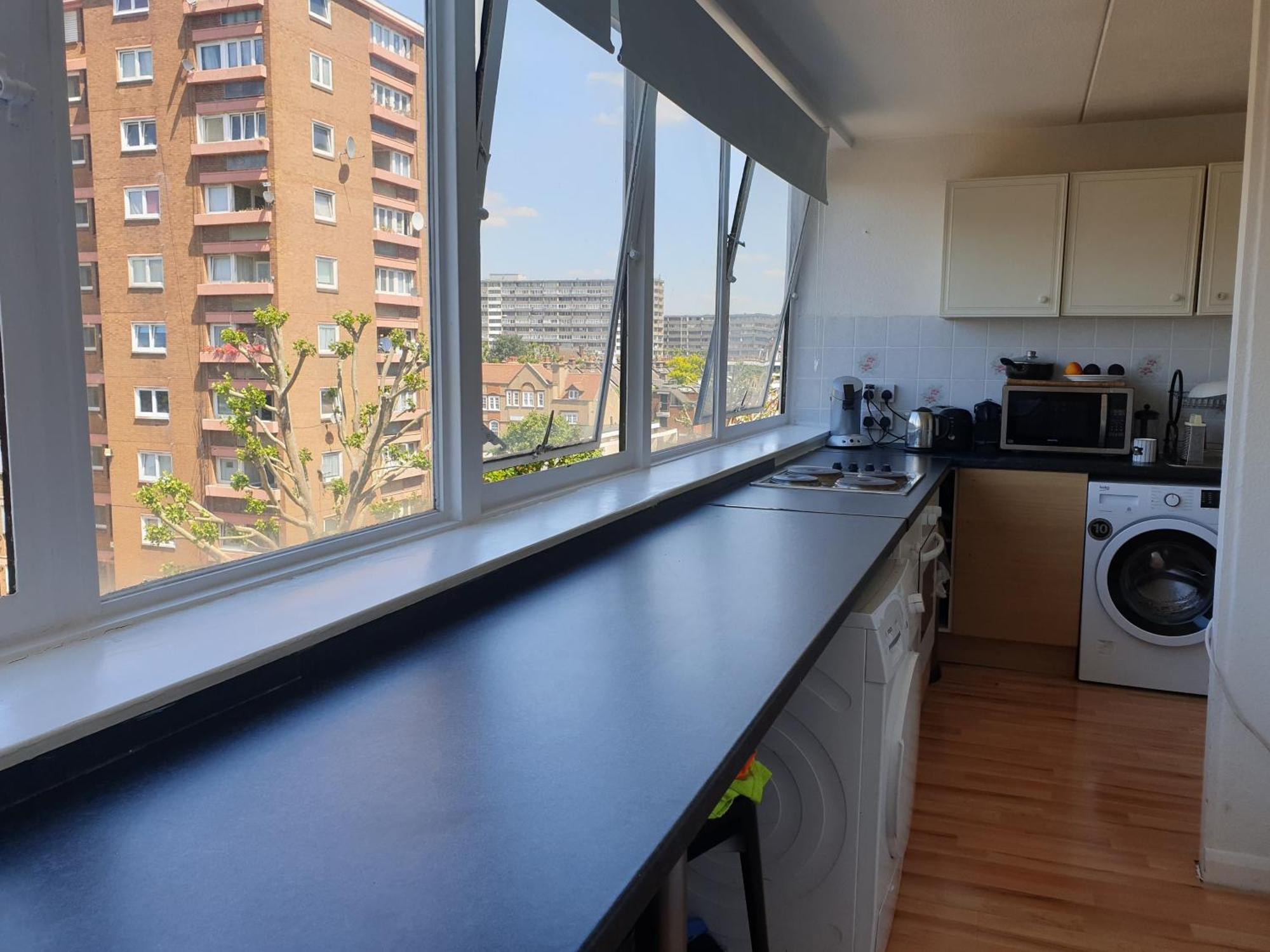 Double Room In Private Apartment Лондон Экстерьер фото